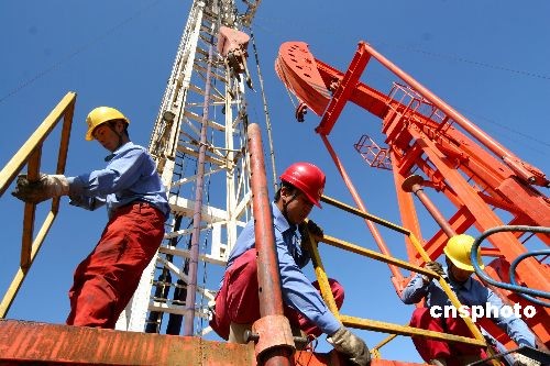 頁巖油氣開發(fā)“群雄并起” 中石油攜手外資掘金(圖1)