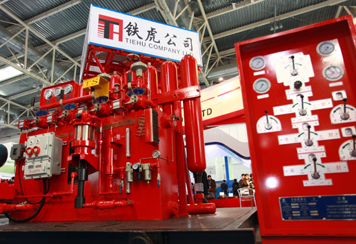 鐵虎石油機械攜多款防噴器及裝置參展cippe(圖1)